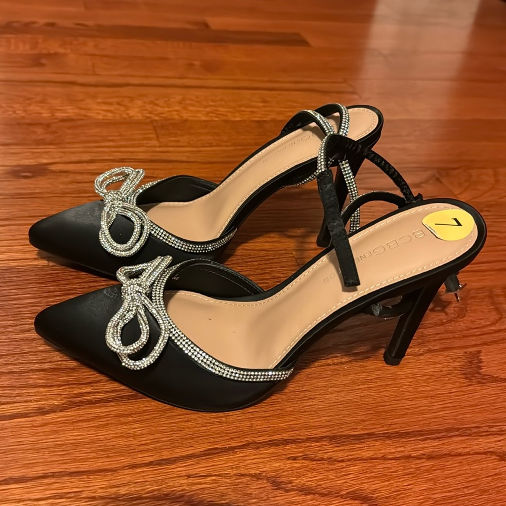 BCBGeneration bow tie heels